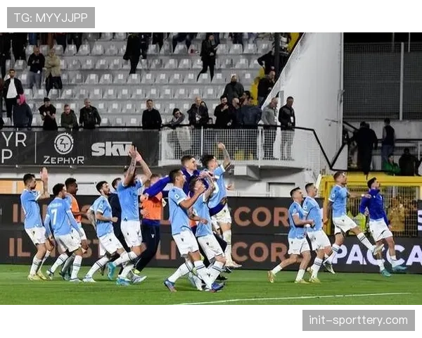 战术板：斯佩齐亚如何用五后卫阵型限制拉齐奥的快速转换